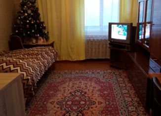 Продам 2-комнатную квартиру, 36.8 м2, Малоярославец, Заводская улица, 2