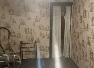 Продаю двухкомнатную квартиру, 53.5 м2, Мегион, улица Ленина, 12