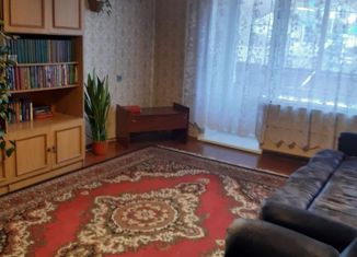 Продается 2-ком. квартира, 51.9 м2, Осинники, улица Ленина, 43