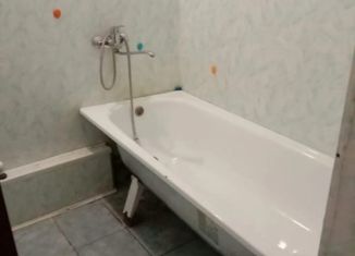 Сдается 3-комнатная квартира, 60 м2, Ишимбай, улица Блохина, 48/1
