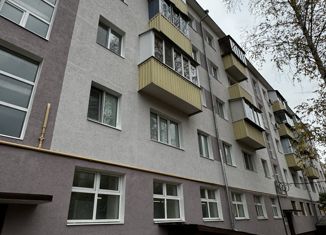 Однокомнатная квартира на продажу, 32 м2, Заинск, улица Рафикова, 8