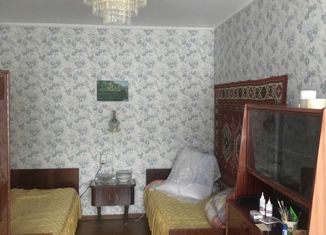 Продажа 3-ком. квартиры, 59 м2, посёлок городского типа Ярега, улица Космонавтов, 8