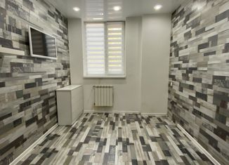 Продаю трехкомнатную квартиру, 110 м2, Краснодар, улица Фёдора Лузана, 19, улица Федора Лузана