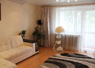 Продается 3-ком. квартира, 64 м2, посёлок Петровское, Вокзальная улица, 26