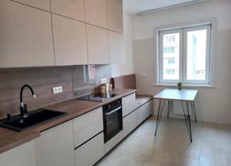 Продам 1-комнатную квартиру, 43 м2, Иркутск, улица Гоголя, 48, ЖК Глазковский