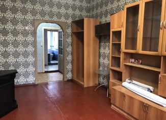 Сдается 2-ком. квартира, 57 м2, Ржев, улица Карла Маркса, 6