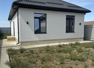 Продаю дом, 80 м2, станица Новотитаровская, улица Александра Невского