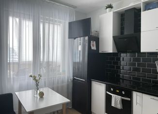 Продается однокомнатная квартира, 36 м2, Санкт-Петербург, проспект Героев, 27к1, проспект Героев