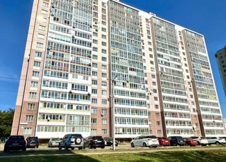 Продается 3-комнатная квартира, 70.7 м2, Киров, улица Азина, 17, Ленинский район