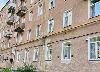 Продам двухкомнатную квартиру, 55.4 м2, Свердловская область, Уральская улица, 77