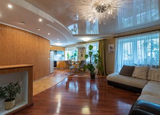 Продам четырехкомнатную квартиру, 103.1 м2, Екатеринбург, улица Красина, 127, улица Красина