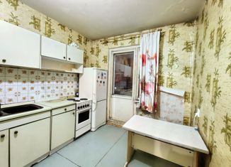 Продаю 1-ком. квартиру, 35.8 м2, Челябинск, улица Коммуны, 80, Центральный район