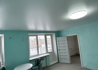 Продажа 2-комнатной квартиры, 42.7 м2, Волхов, улица Калинина, 6