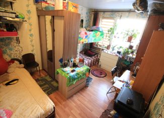 Продается 3-комнатная квартира, 60.4 м2, Санкт-Петербург, улица Есенина, 8к1, метро Озерки