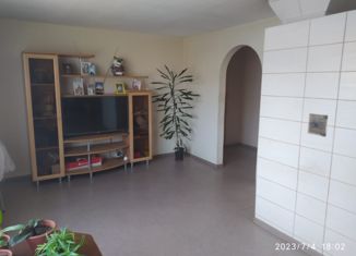 Продается трехкомнатная квартира, 75.2 м2, поселок городского типа Подосиновец, Рабочая улица, 14