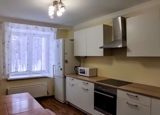 Продаю 3-ком. квартиру, 92.2 м2, Балашиха, Лесопарковая улица, 3