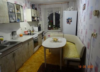 Продается 4-комнатная квартира, 78 м2, Вятские Поляны, улица Ленина, 110