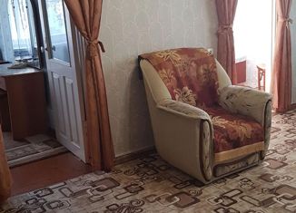 Продается 4-ком. квартира, 60.1 м2, Темрюк, улица Ленина, 81