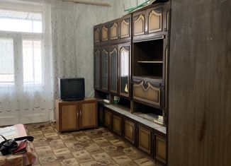 Продажа двухкомнатной квартиры, 48 м2, Магнитогорск, улица Николая Шишка, 21