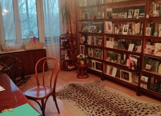 Продается двухкомнатная квартира, 44.3 м2, Москва, Новощукинская улица, 10к2, район Щукино