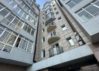 Продается двухкомнатная квартира, 54.7 м2, Иркутск, улица Дзержинского, 20, Правобережный округ