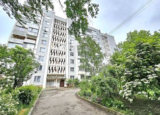 Трехкомнатная квартира на продажу, 71.7 м2, Кисловодск, улица Умара Алиева, 50