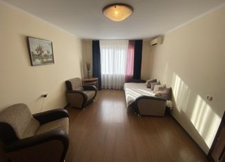 Продается однокомнатная квартира, 40 м2, Краснодар, улица Атарбекова, 5/1, микрорайон 1-е отделение совхоза Солнечный