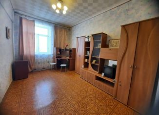 Продается трехкомнатная квартира, 73 м2, Новокуйбышевск, Коммунистическая улица, 41