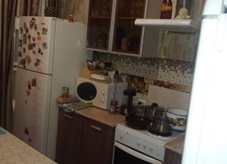 2-ком. квартира на продажу, 49.5 м2, поселок городского типа Рябово, улица Связи, 4