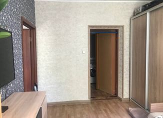 Продается 2-комнатная квартира, 42.2 м2, Сысерть, улица Карла Либкнехта, 38