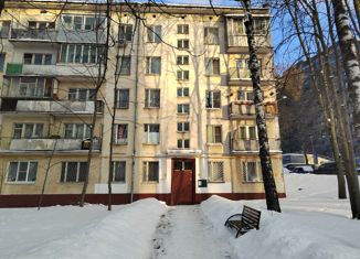 Продажа 2-комнатной квартиры, 45 м2, Москва, улица Красных Зорь, 33, Можайский район