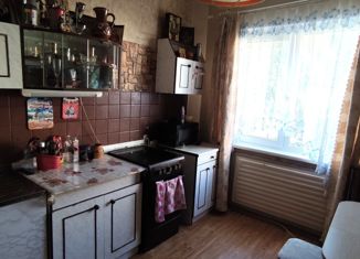 Продаю 3-комнатную квартиру, 63 м2, Апатиты, проспект Сидоренко, 4