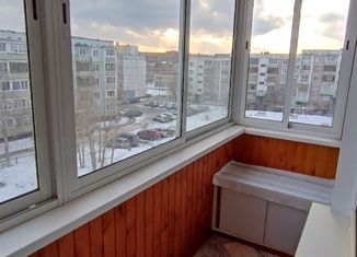 Продам 2-комнатную квартиру, 50.4 м2, Иркутская область, улица Муханова, 32