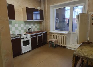 Продается 2-комнатная квартира, 65.7 м2, Нерюнгри, улица Лужников, 3