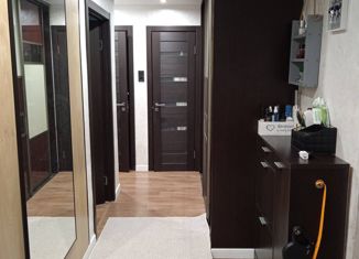 Продам четырехкомнатную квартиру, 77.9 м2, Тольятти, улица Механизаторов, 15, Комсомольский район