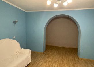 Продам 3-комнатную квартиру, 68.4 м2, деревня Новоселицы, Армейская улица, 102