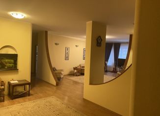 Трехкомнатная квартира на продажу, 114.7 м2, Москва, улица Генерала Белобородова, 9, улица Генерала Белобородова