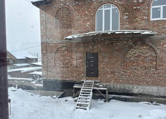 Продам дом, 297.5 м2, посёлок городского типа Берёзовка, улица Дружбы