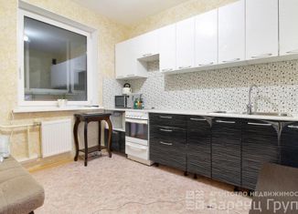 Продажа однокомнатной квартиры, 35 м2, Петрозаводск, улица Черняховского, 32