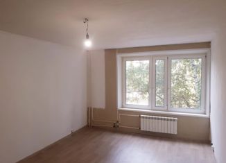 Продаю трехкомнатную квартиру, 64.2 м2, Москва, Нарвская улица, 11к5, Нарвская улица