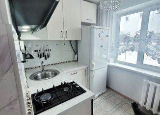 Продается 2-комнатная квартира, 44 м2, Барнаул, улица Антона Петрова, 182