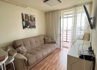Продажа 2-ком. квартиры, 36 м2, Екатеринбург, улица Стачек, 4, метро Уралмаш