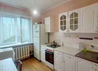 Продается 2-комнатная квартира, 50 м2, Димитровград, Гвардейская улица, 34А
