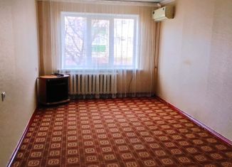 3-комнатная квартира на продажу, 65 м2, поселок Глубокий, улица Комарова, 16