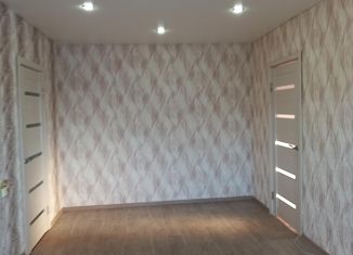 Продажа четырехкомнатной квартиры, 62 м2, Чистополь, Часовая улица, 33А