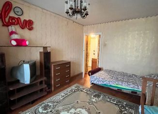 Продажа 1-ком. квартиры, 36 м2, Советск, Октябрьская улица, 27