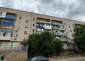 Продается 1-ком. квартира, 35 м2, Элиста, 8-й микрорайон, 65