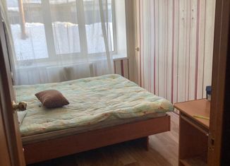 Продаю трехкомнатную квартиру, 64.6 м2, село Елово, улица Калинина, 13