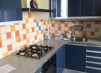 Сдам 3-ком. квартиру, 84 м2, Железногорск, улица Димитрова, 22