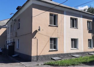 Продажа 3-комнатной квартиры, 80 м2, Белово, улица Люксембург, 22А